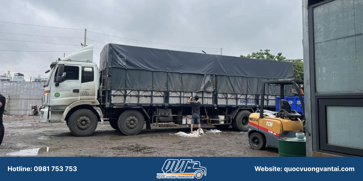 NĂNG LỰC VẬN CHUYỂN CỦA VẬN TẢI QUỐC VƯƠNG TRÊN TUYẾN TPHCM ĐI PHAN RANG