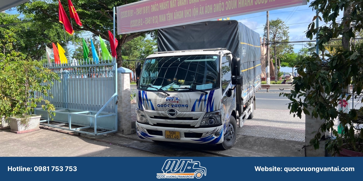 NĂNG LỰC VẬN CHUYỂN CỦA VẬN TẢI QUỐC VƯƠNG TRÊN TUYẾN TPHCM - NHA TRANG
