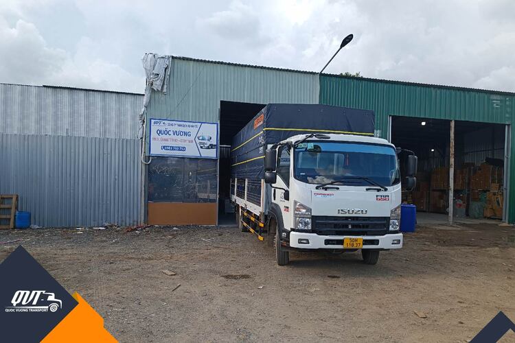 Quốc Vương Vận Tải cam kết cung cấp dịch vụ cho thuê xe tải chở hàng giá rẻ và chuyên nghiệp