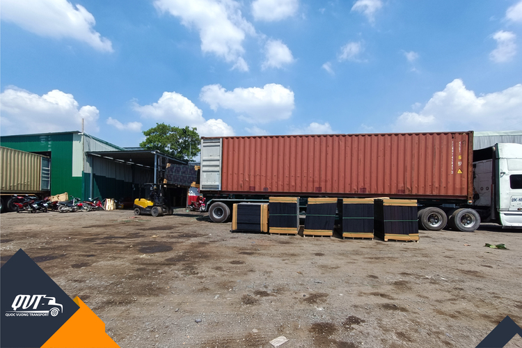 Vận chuyển container là hình thức vận tải hàng bằng xe container